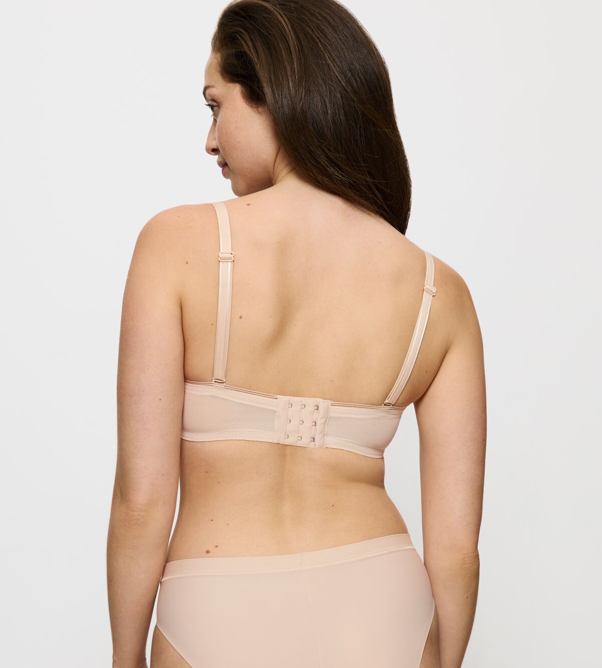 بيوتي فول اسينشال دبليو دي بي