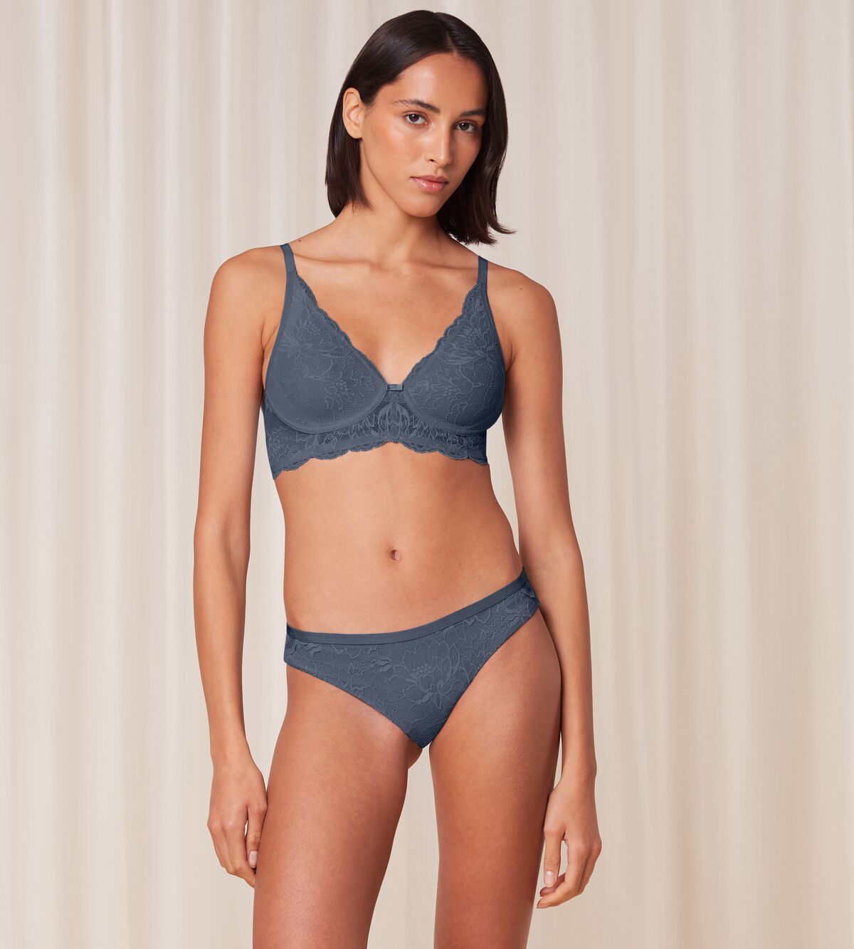 Amourette Charm T N03
