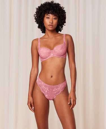 أموريت تشارم تي دبليو إتش بي 02