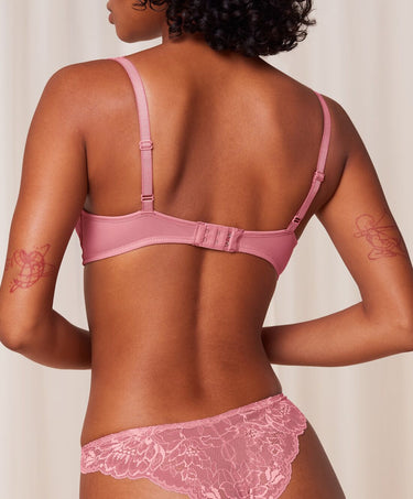 أموريت تشارم تي دبليو إتش بي 02