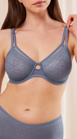 Triumph Signature Sheer