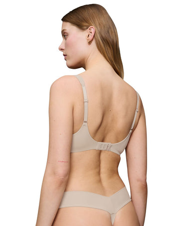 Body Make-Up Illusion