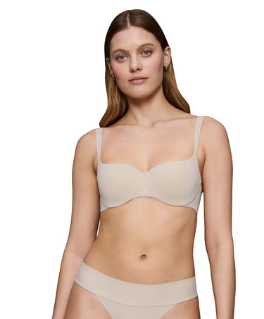 Body Make-Up Illusion