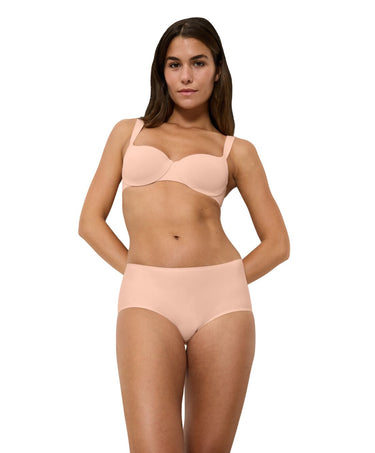 بودي ميك-آب إليوجين