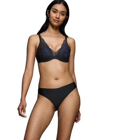 بودي ميك-آب إليوجين دانتيل دبليو بي