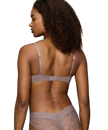 بودي ميك-آب إليوجين دانتيل دبليو بي