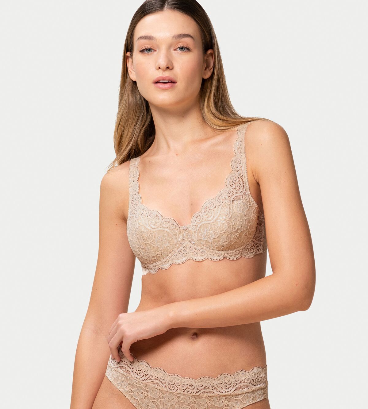 Amourette 300 Wired Padded Bra