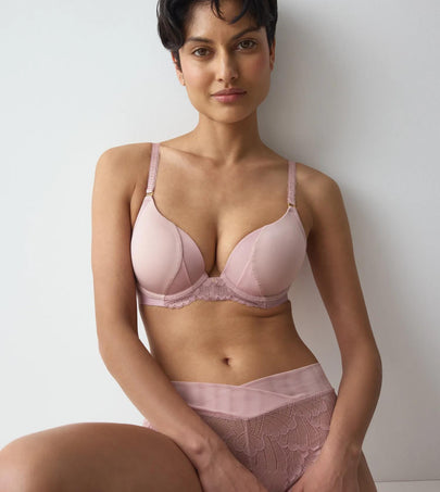 Love in Lace