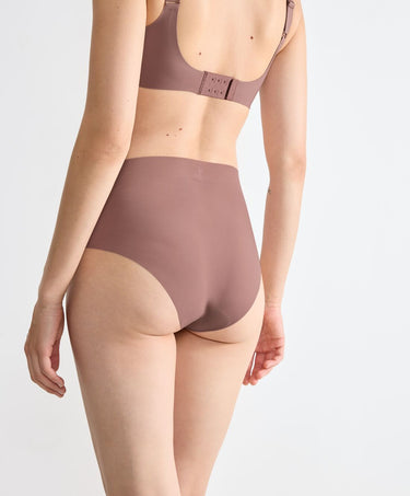 سلوجي زيرو فيل