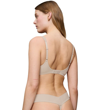 Body Make-Up Illusion