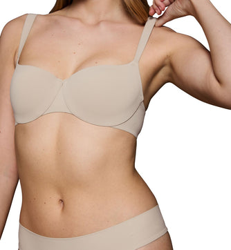 Body Make-Up Illusion