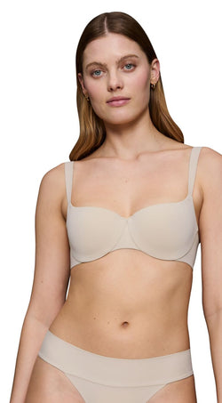 Body Make-Up Illusion